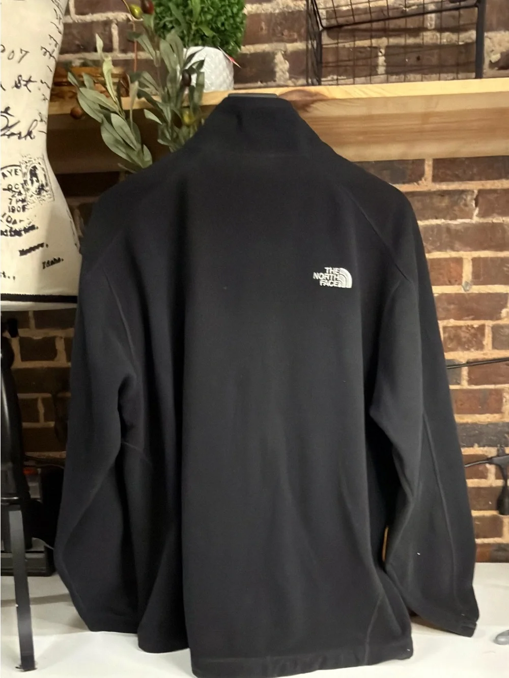 The North Face Black Lightweight Full-Zip Fleece Jacket